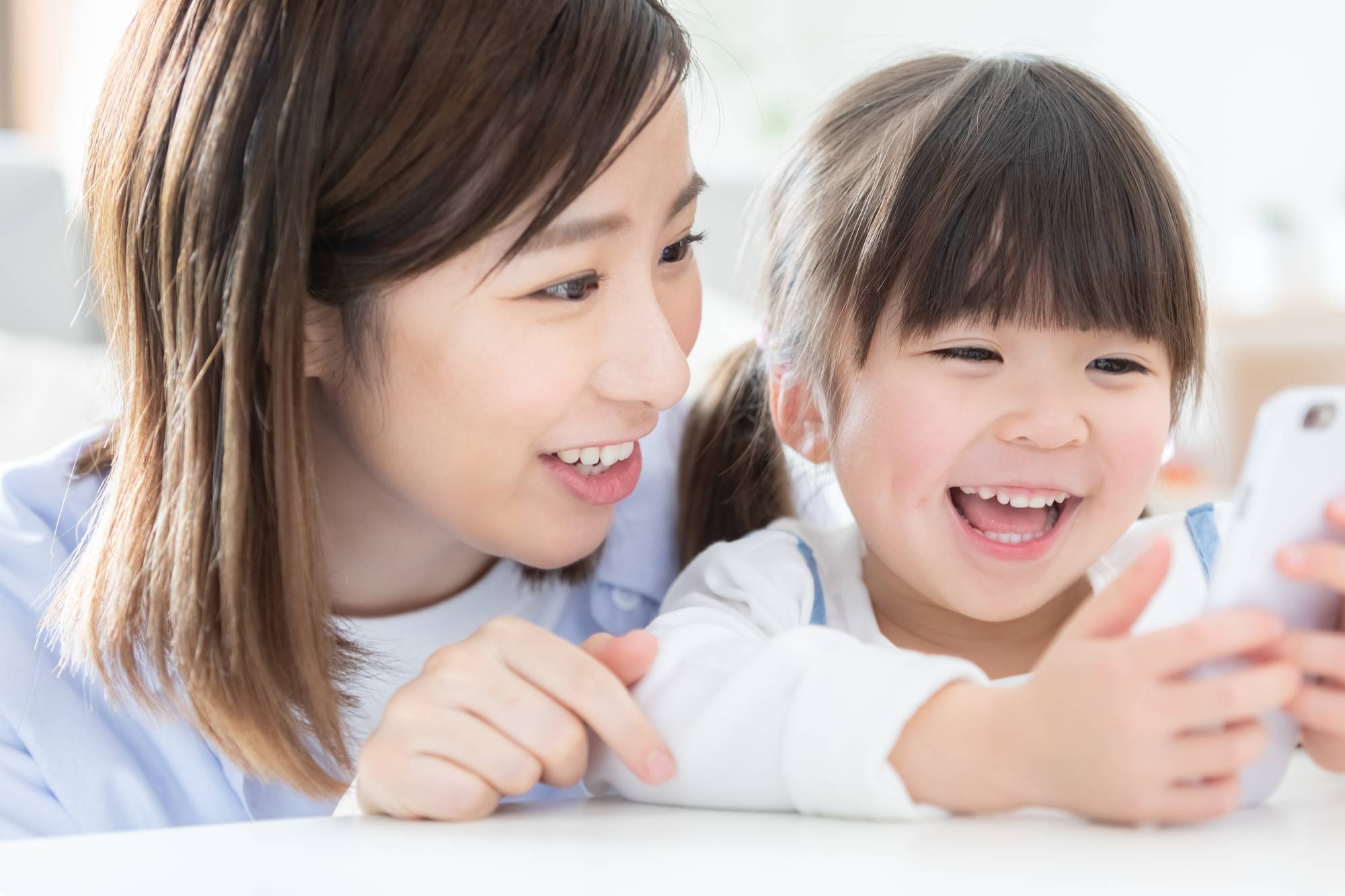 入園入学の際の固定電話やスマホのメリット&デメリット