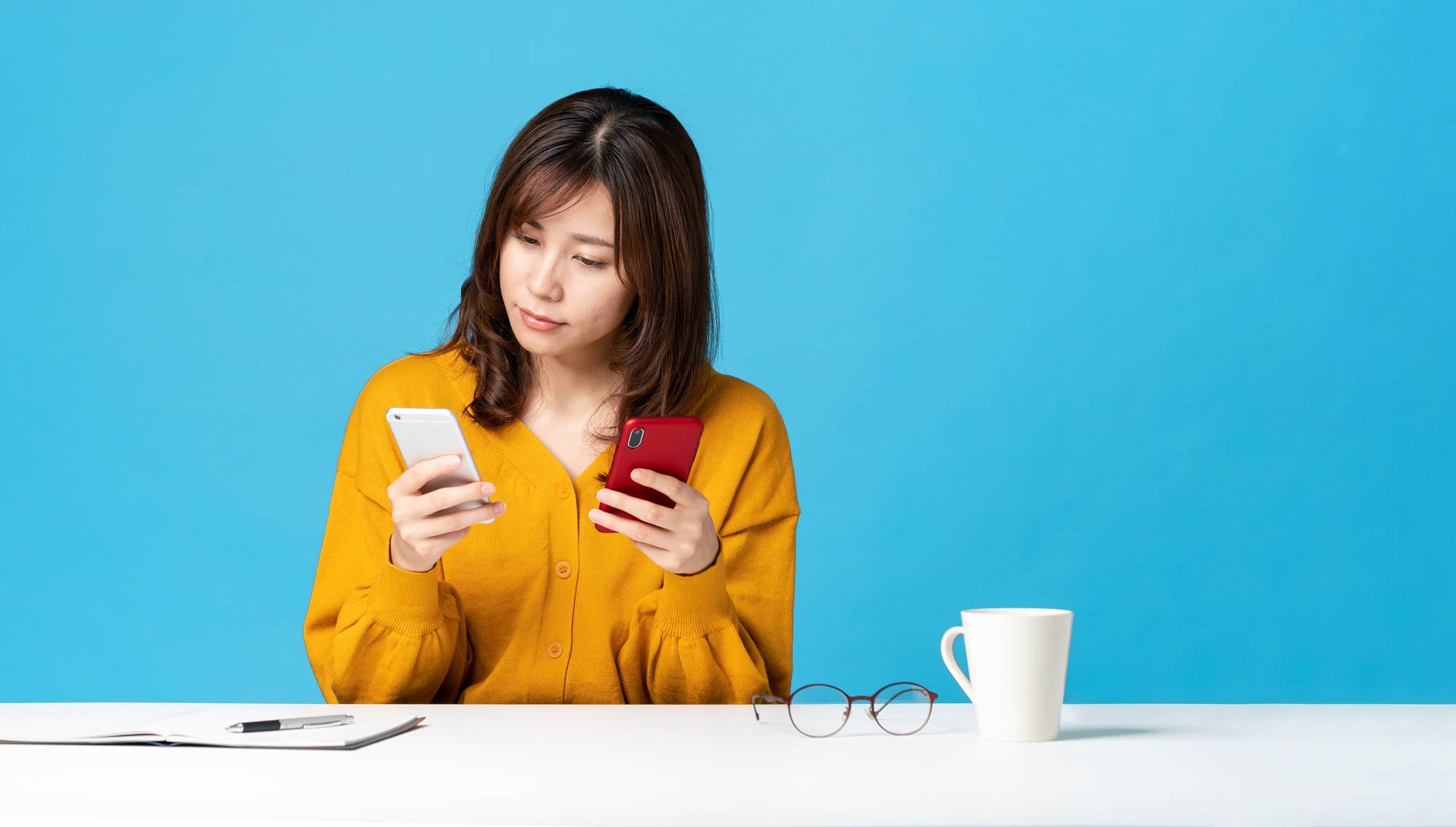 固定電話をスマホで操作!固定費と通話料金6種類を比較